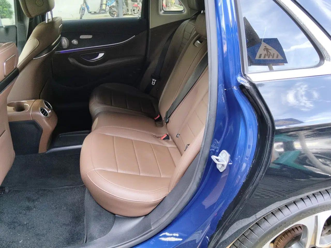 Mercedes-Benz E-Class 2016 E 300 L Sporty and Stylish Model — миниатюра 17