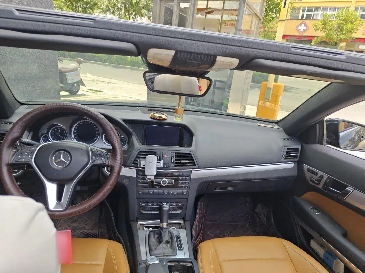 Mercedes-Benz E-Class 2011 E 260 CGI Convertible Edition — миниатюра 18