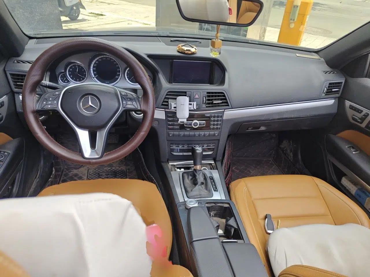 Mercedes-Benz E-Class 2011 E 260 CGI Convertible Edition — миниатюра 9