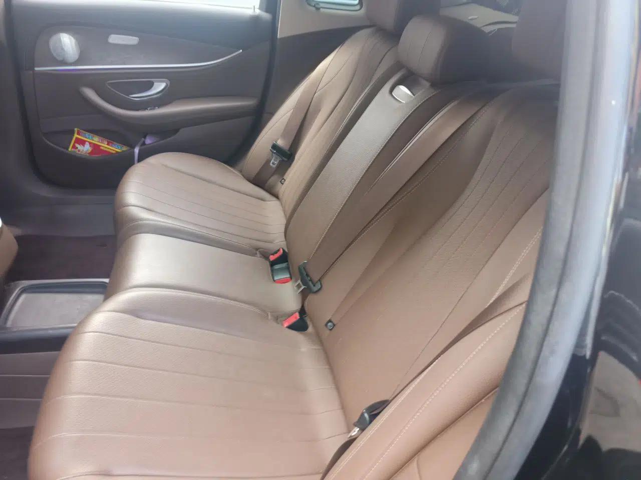 Mercedes-Benz E-Class 2018 E 300 L Luxury Model — миниатюра 17