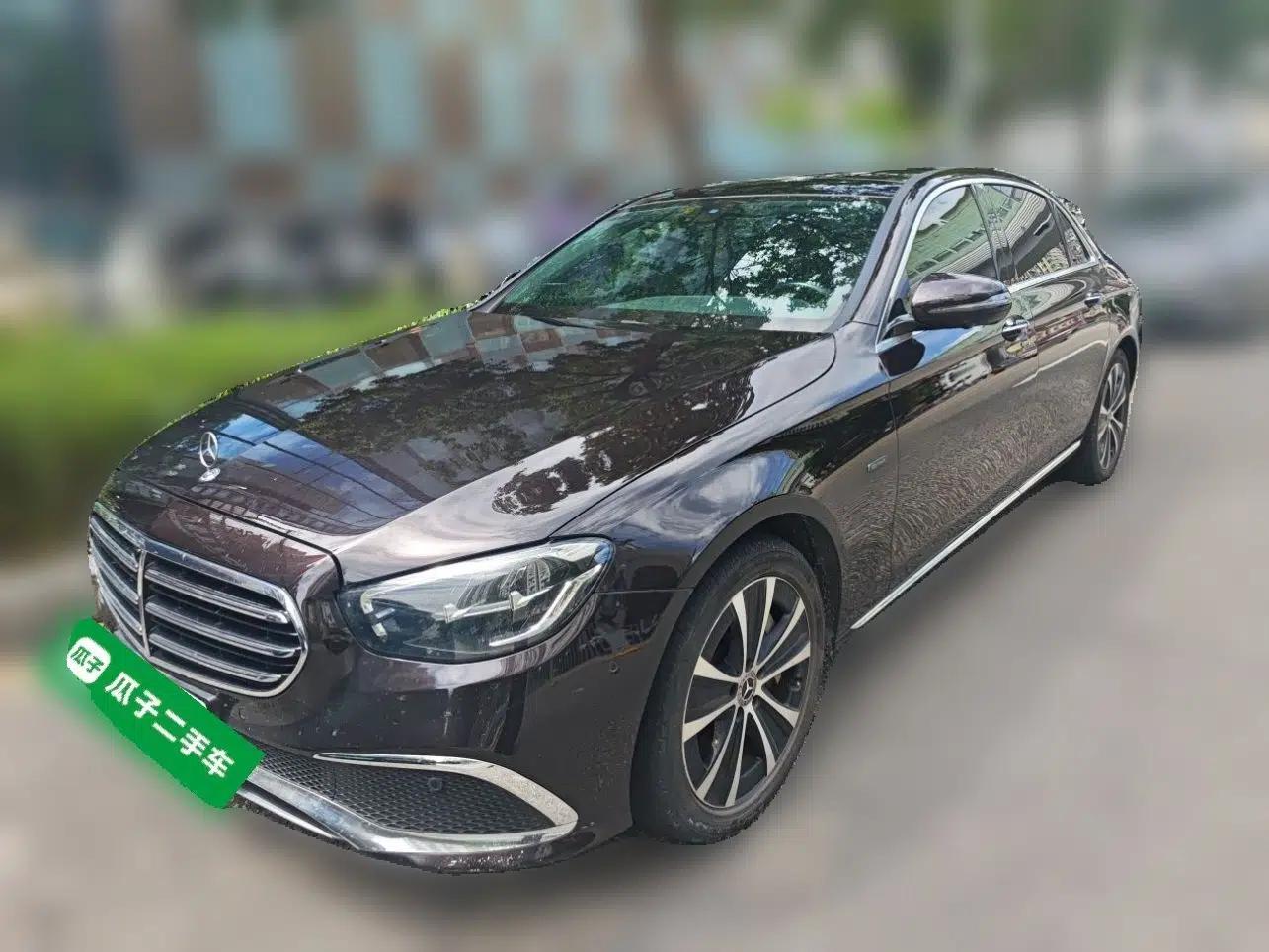 Mercedes-Benz E-Class New Energy 2021 E 350 e L Plug-in Hybrid Sedan — миниатюра 1