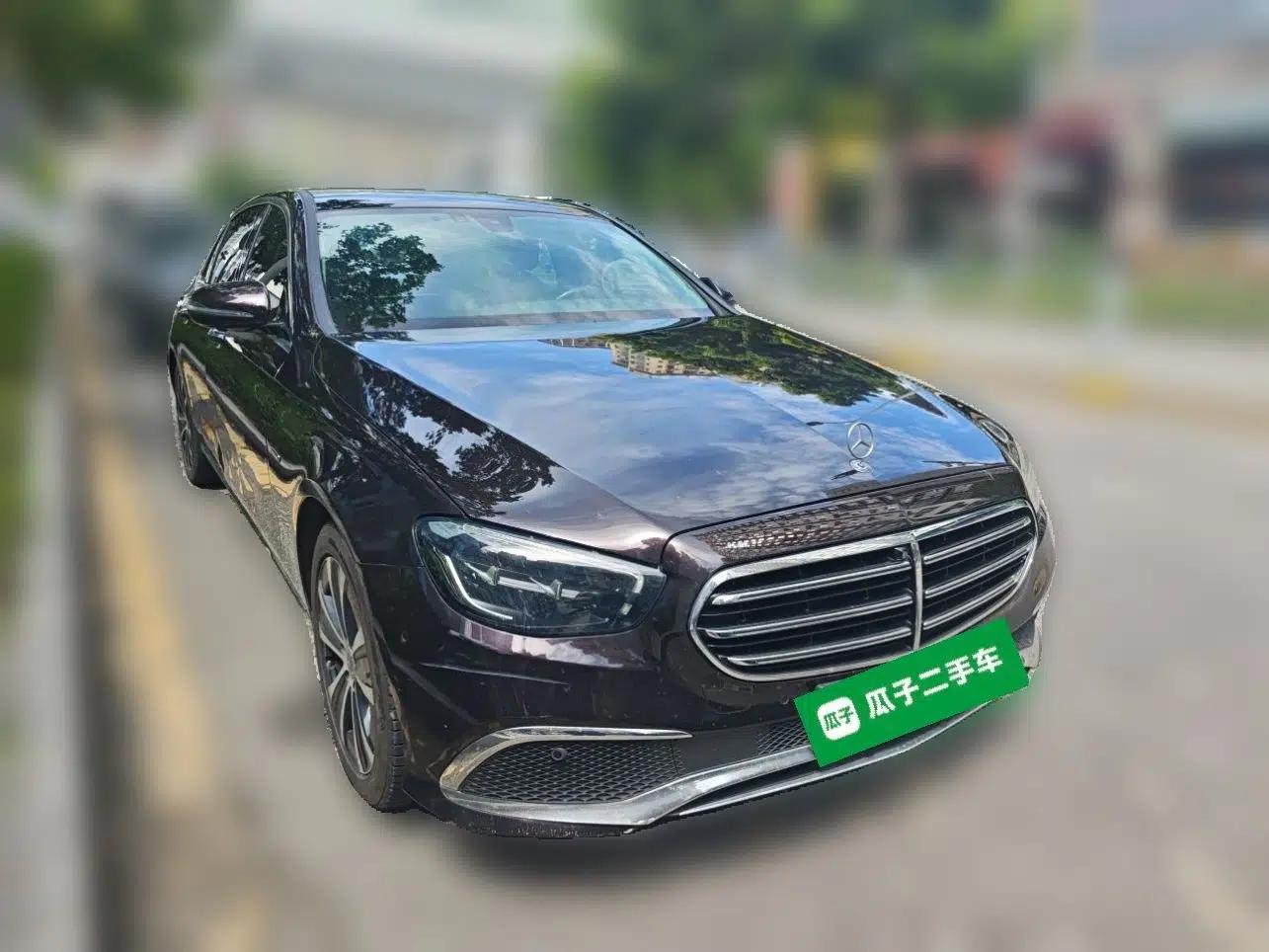 Mercedes-Benz E-Class New Energy 2021 E 350 e L Plug-in Hybrid Sedan — миниатюра 3