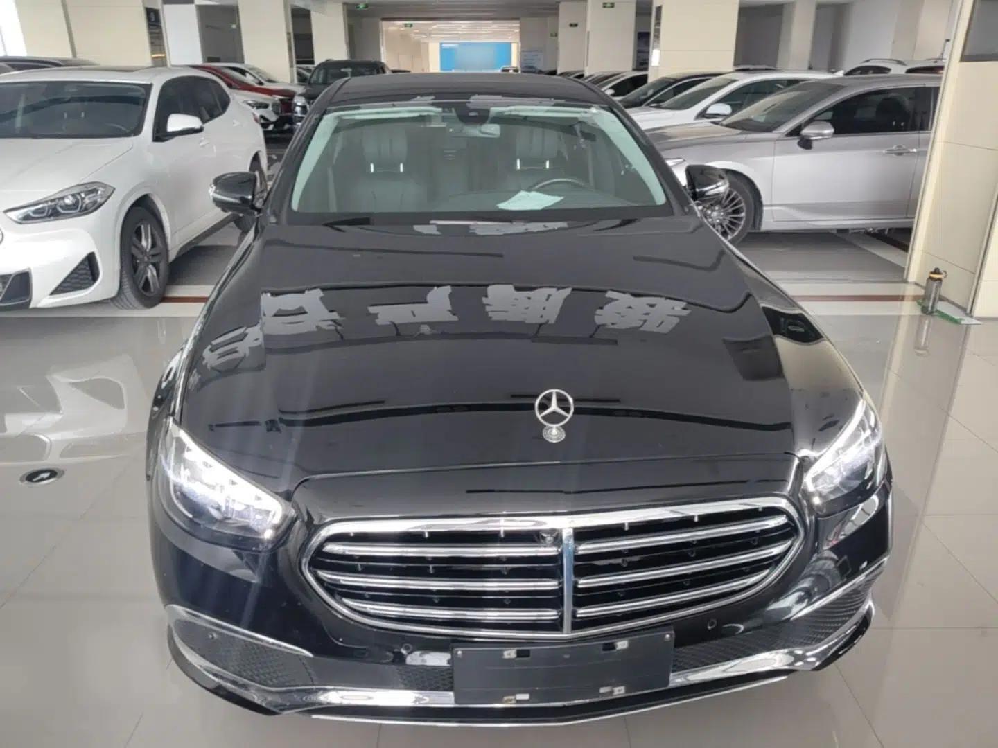 Mercedes-Benz E-Class 2022 Revised Version E 300 L Fashion Edition — миниатюра 2