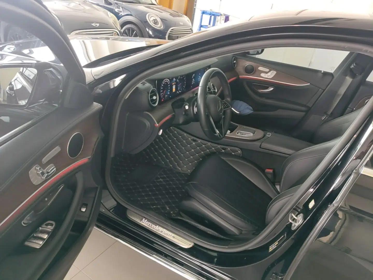 Mercedes-Benz E-Class 2022 Revised Version E 300 L Fashion Edition — миниатюра 18