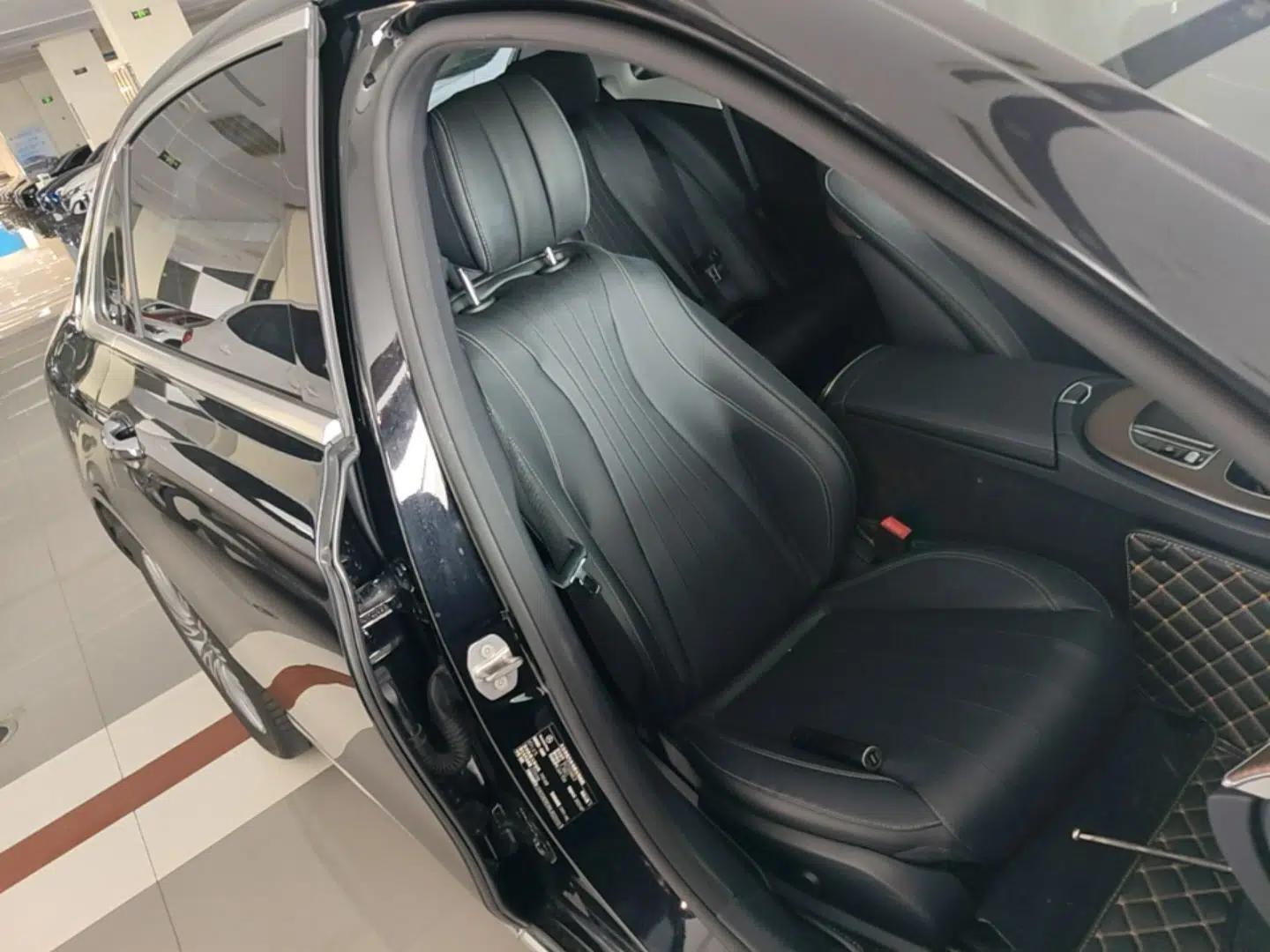 Mercedes-Benz E-Class 2022 Revised Version E 300 L Fashion Edition — миниатюра 19