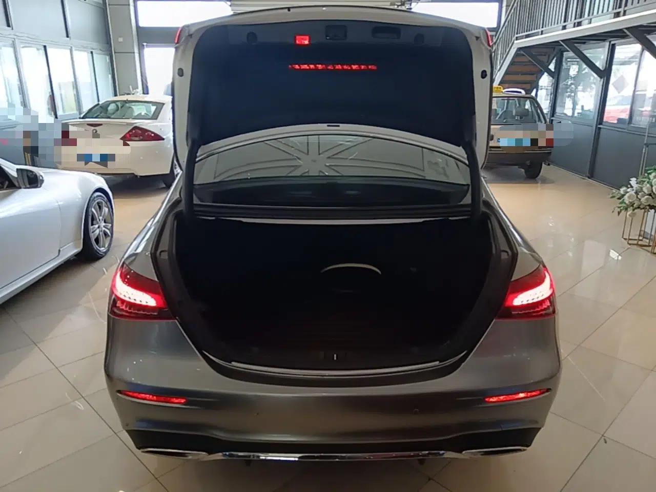 Mercedes-Benz E-Class 2022 E 260 L Sport 4MATIC — миниатюра 27