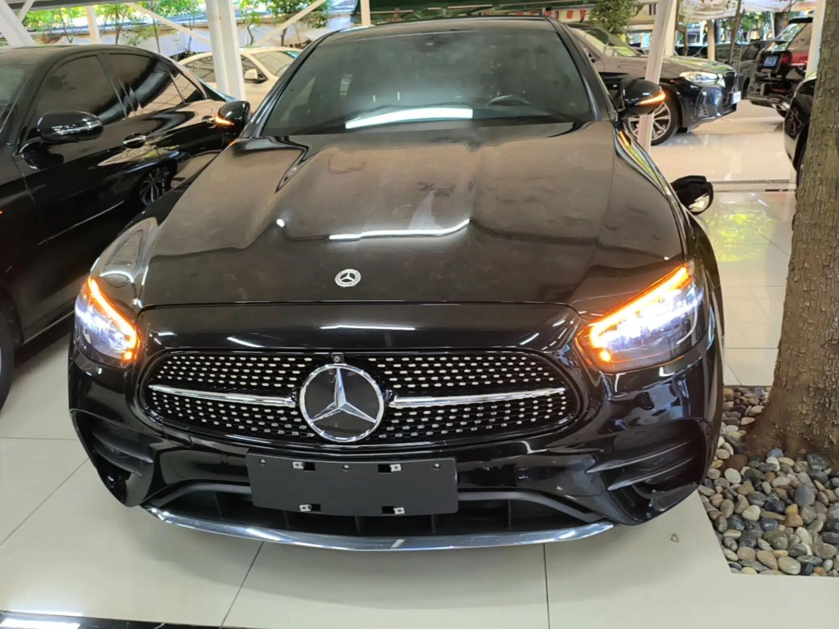 Mercedes-Benz E-Class New Energy 2022 E 350 e L Plug-in Hybrid Sports Sedan — миниатюра 2