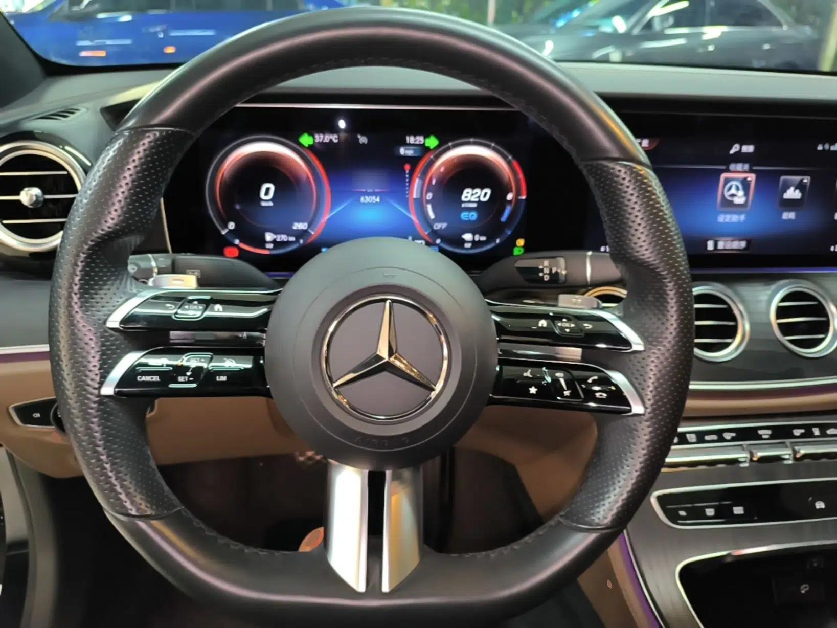 Mercedes-Benz E-Class New Energy 2022 E 350 e L Plug-in Hybrid Sports Sedan — миниатюра 13