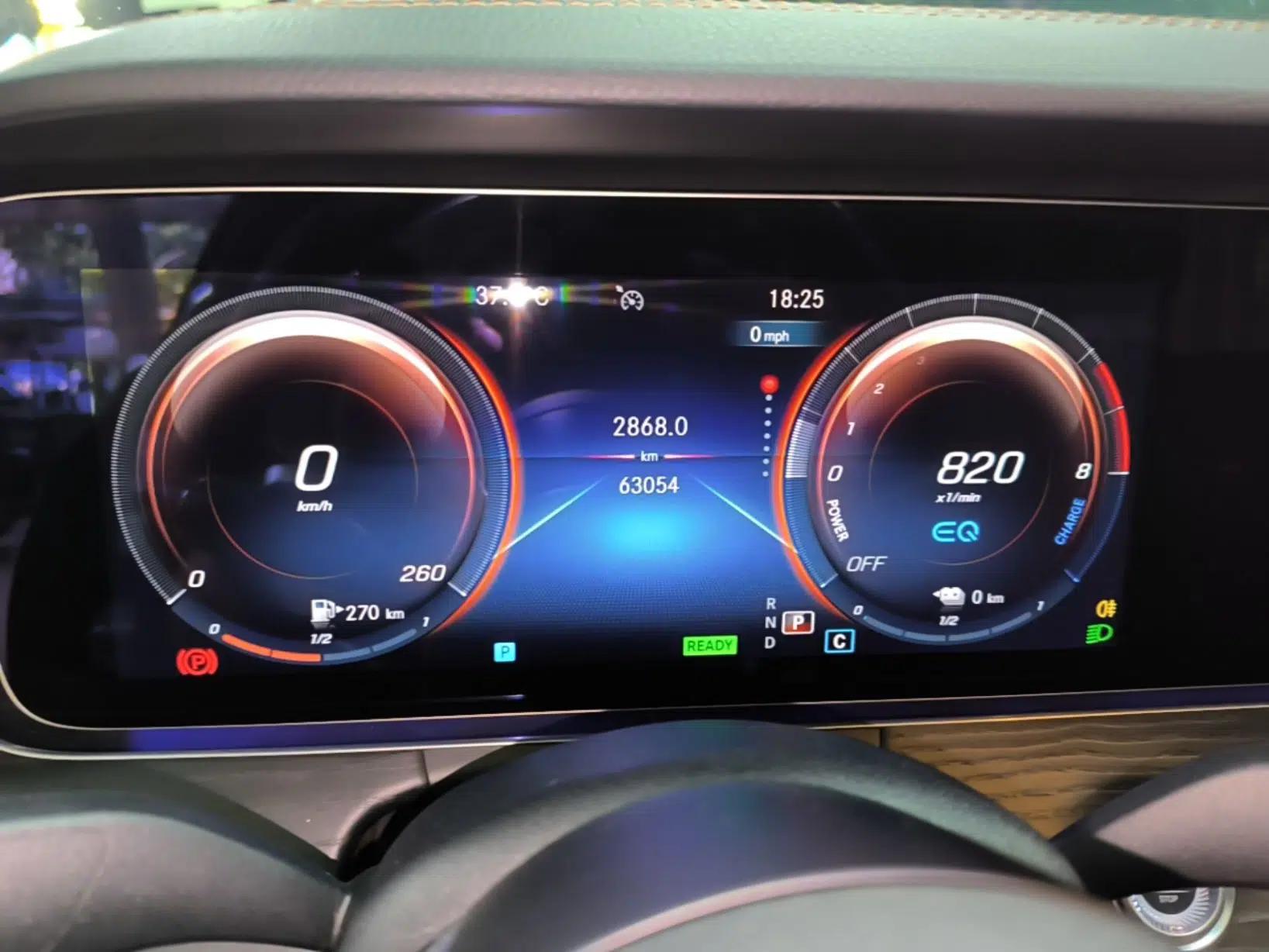 Mercedes-Benz E-Class New Energy 2022 E 350 e L Plug-in Hybrid Sports Sedan — миниатюра 14