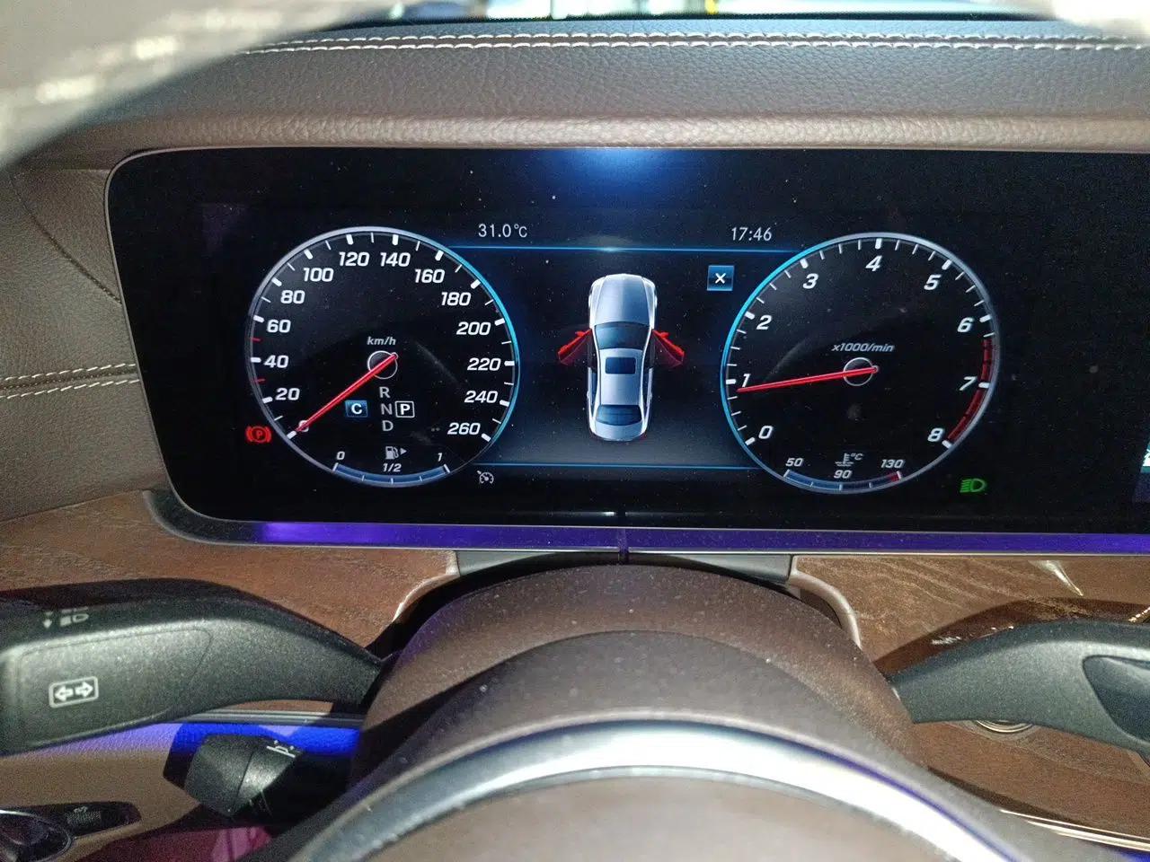 Mercedes-Benz E-Class 2020 Restyled E 300 L Exclusive Edition — миниатюра 11