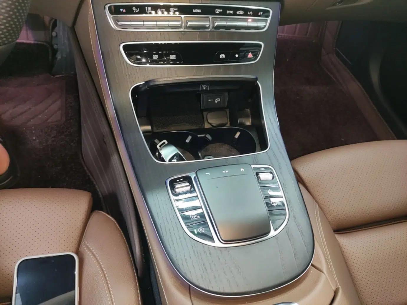 Mercedes-Benz E-Class 2022 Revised E 300 L Sport Luxury Edition — миниатюра 16