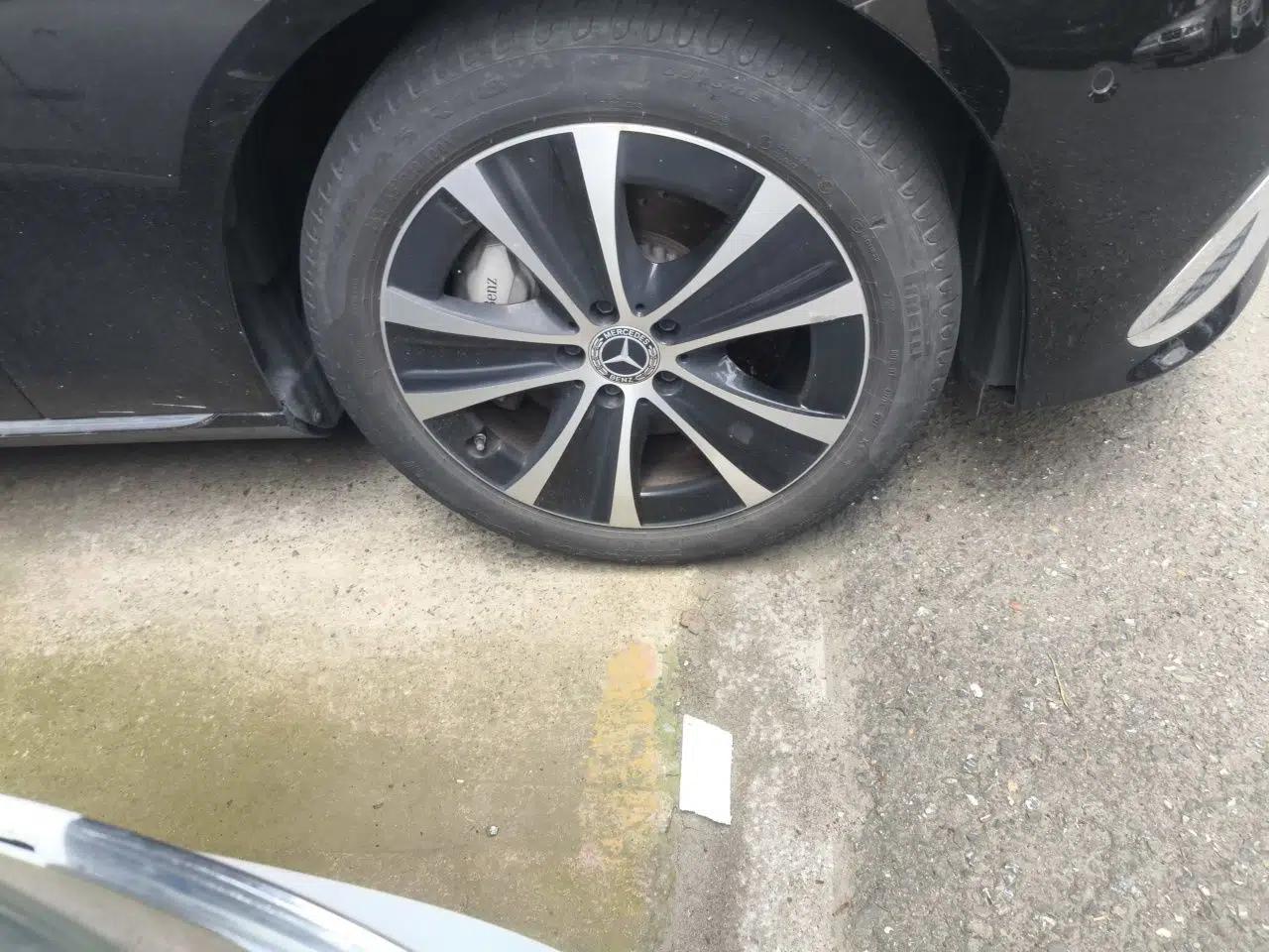 Mercedes-Benz E-Class New Energy 2023 E 350 e L Plug-in Hybrid Sedan — миниатюра 8