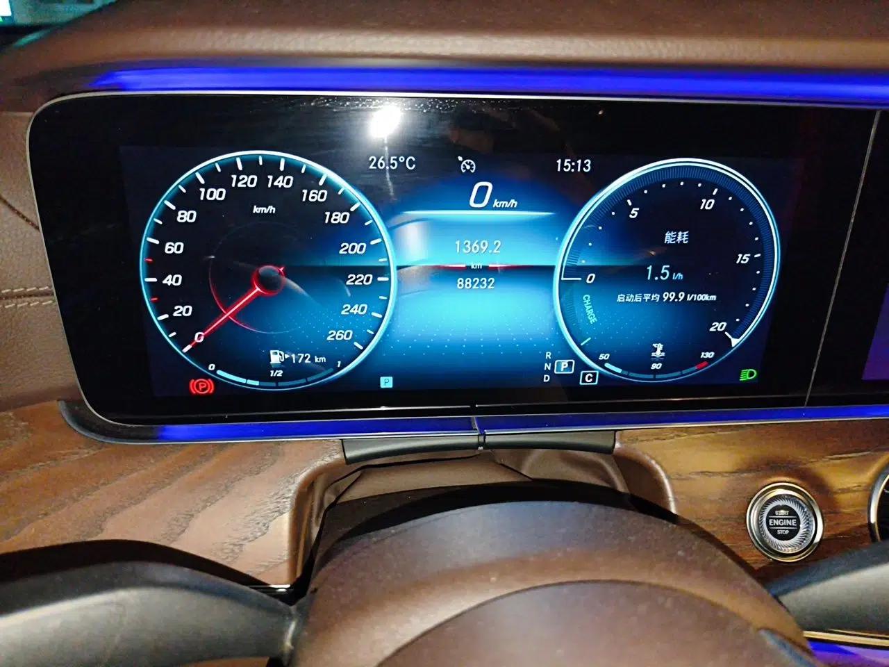 Mercedes-Benz E-Class 2021 E 300 L Stylish Model — миниатюра 11