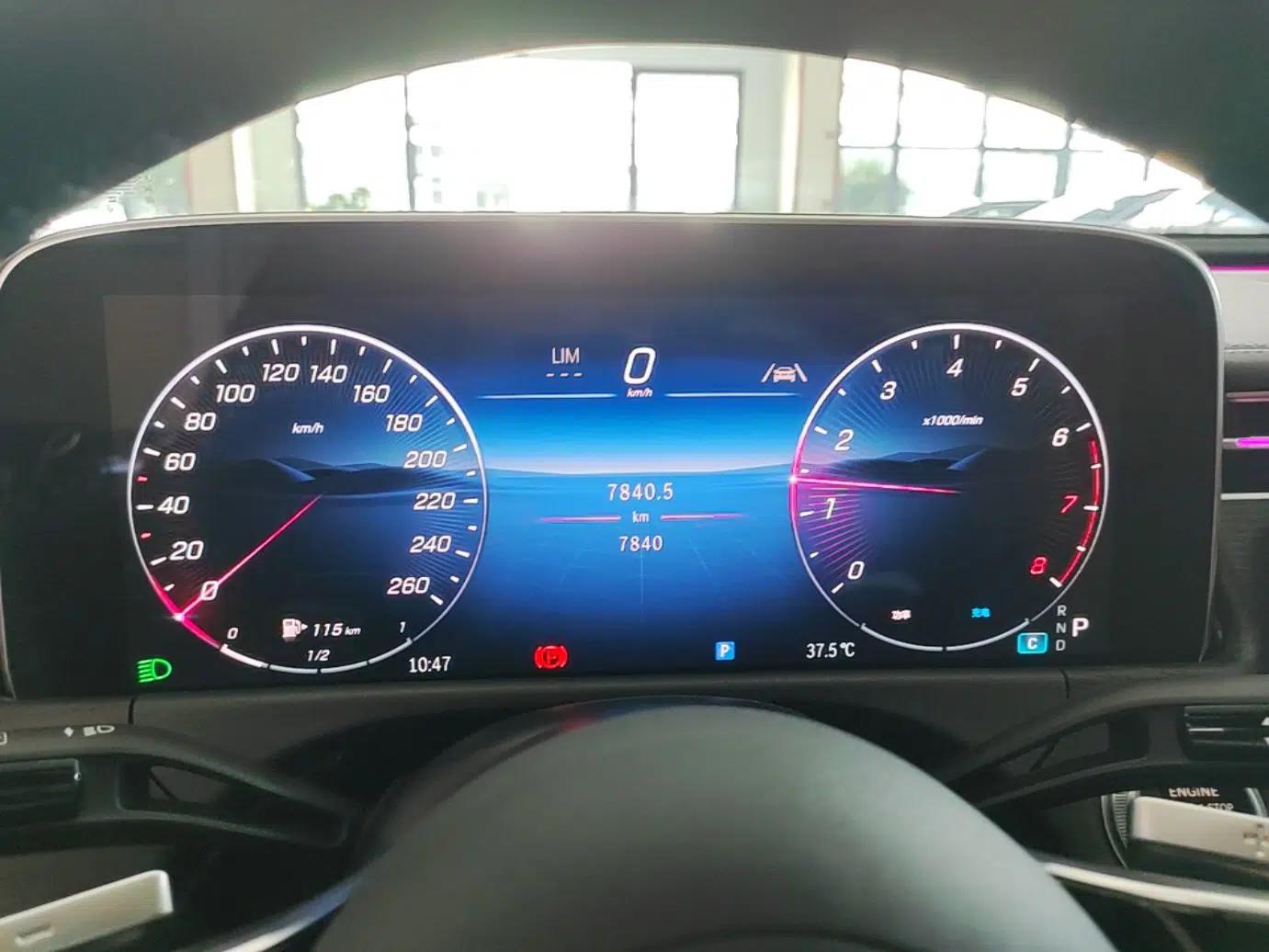 Mercedes-Benz E-Class 2026 E 260 L Classic Edition — миниатюра 14