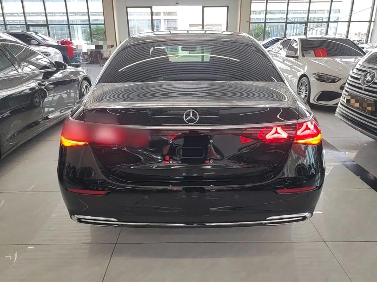 Mercedes-Benz E-Class 2026 E 260 L Classic Edition — миниатюра 5