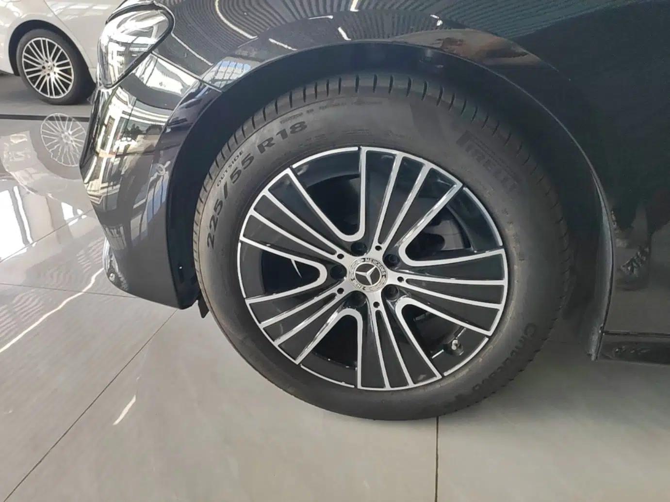 Mercedes-Benz E-Class 2026 E 260 L Classic Edition — миниатюра 10