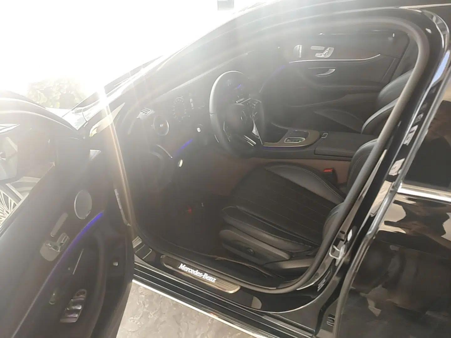 Mercedes-Benz E-Class 2021 E 300 L Luxury Model — миниатюра 18