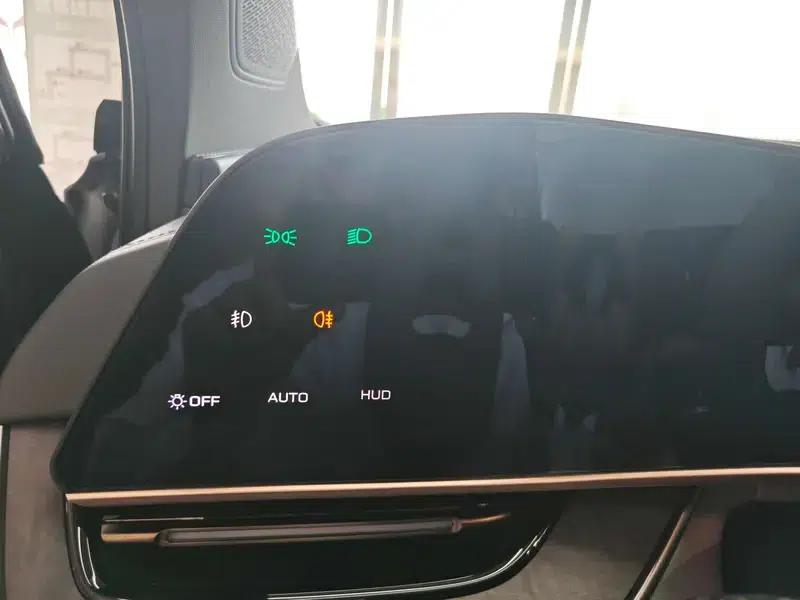 Hongqi Tiangong 08 2025 680 Ultra 4WD Edition — миниатюра 12