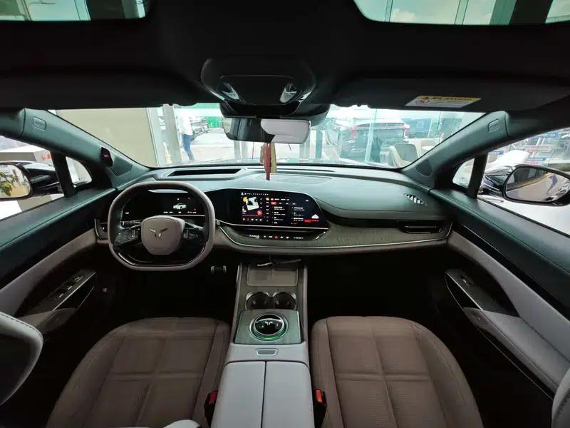 Hongqi Tiangong 08 2025 680 Ultra 4WD Edition — миниатюра 20