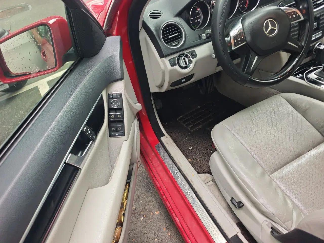 Mercedes-Benz C-Class 2013 C 180 Classic Grand Edition — миниатюра 16