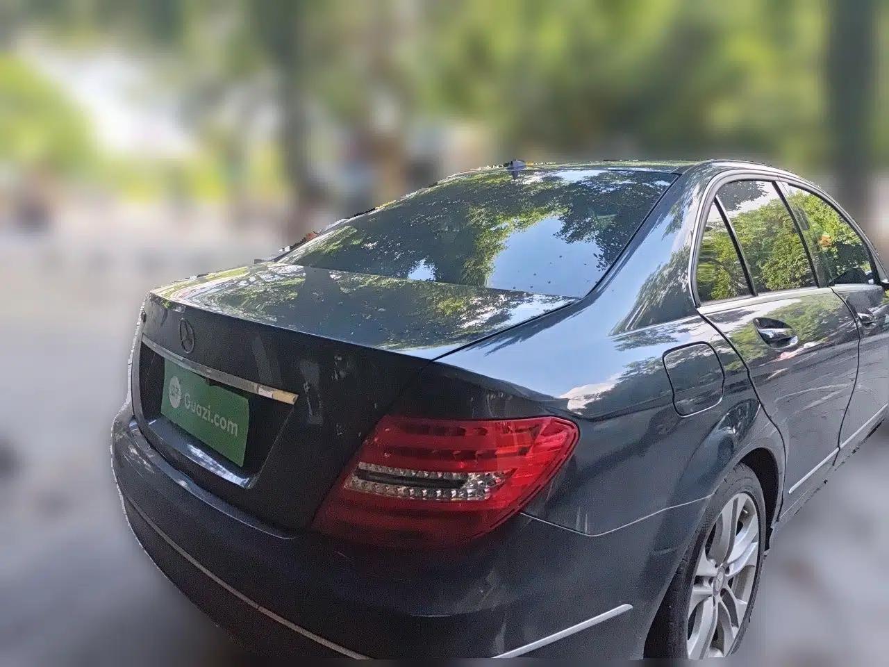 Mercedes-Benz C-Class 2011 C 200 CGI Fashion Model — миниатюра 6