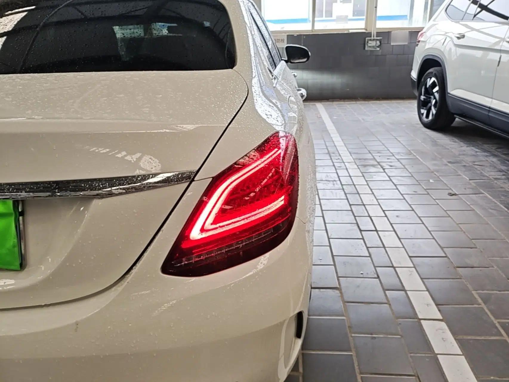 Mercedes-Benz C-Class 2019 C 180 L Fashion Edition Sport Version — миниатюра 9