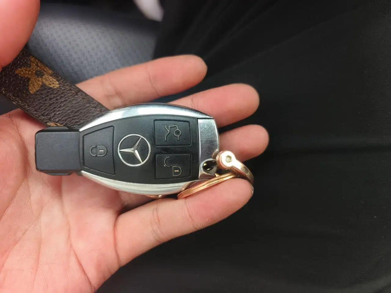 Mercedes-Benz C-Class 2016 C 200 L Sport Edition — миниатюра 17