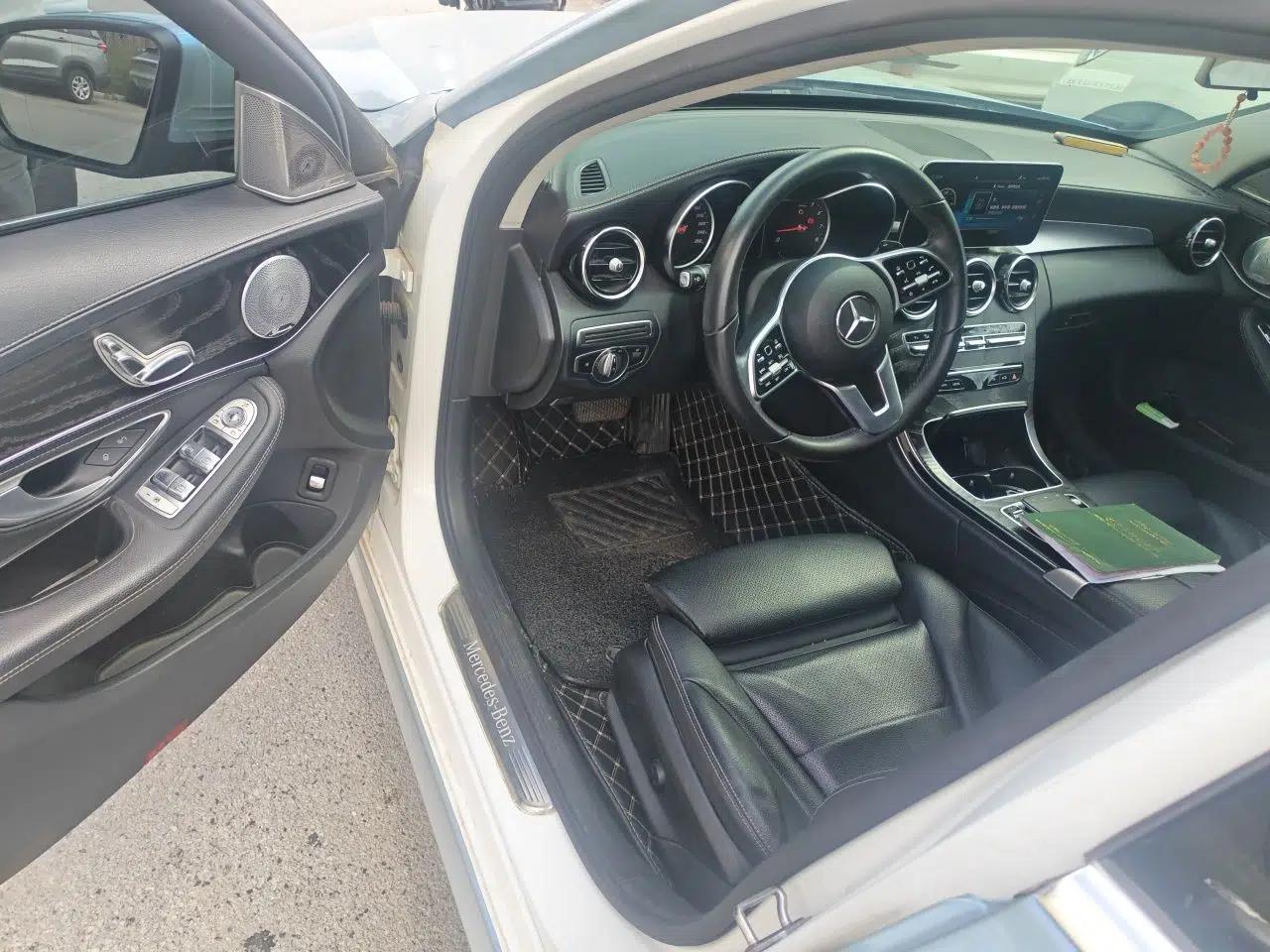 Mercedes-Benz C-Class 2019 C 180 L Fashion Edition Sport Version — миниатюра 16