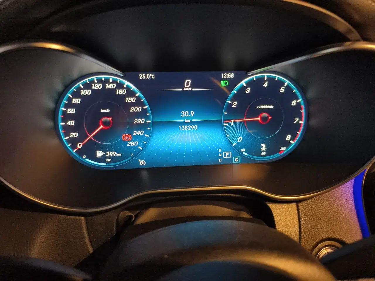 Mercedes-Benz C-Class 2020 Restyled C 200 L Fashion Edition Sport Version — миниатюра 12