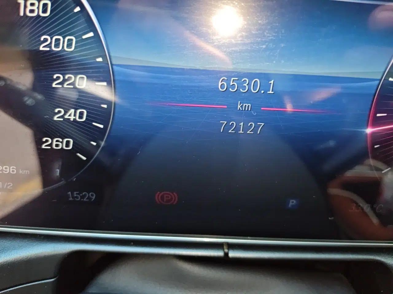 Mercedes-Benz C-Class 2023 Second Facelift C 260 L Sport Edition — миниатюра 12