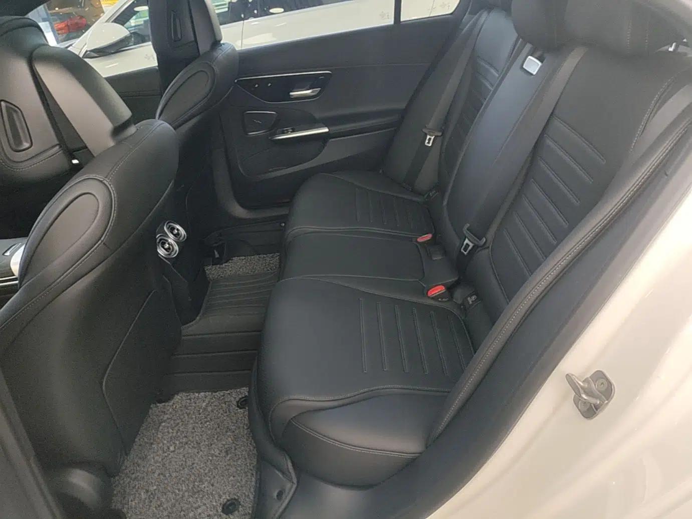 Mercedes-Benz C-Class 2024 Restyled C 260 L Sport Edition — миниатюра 20