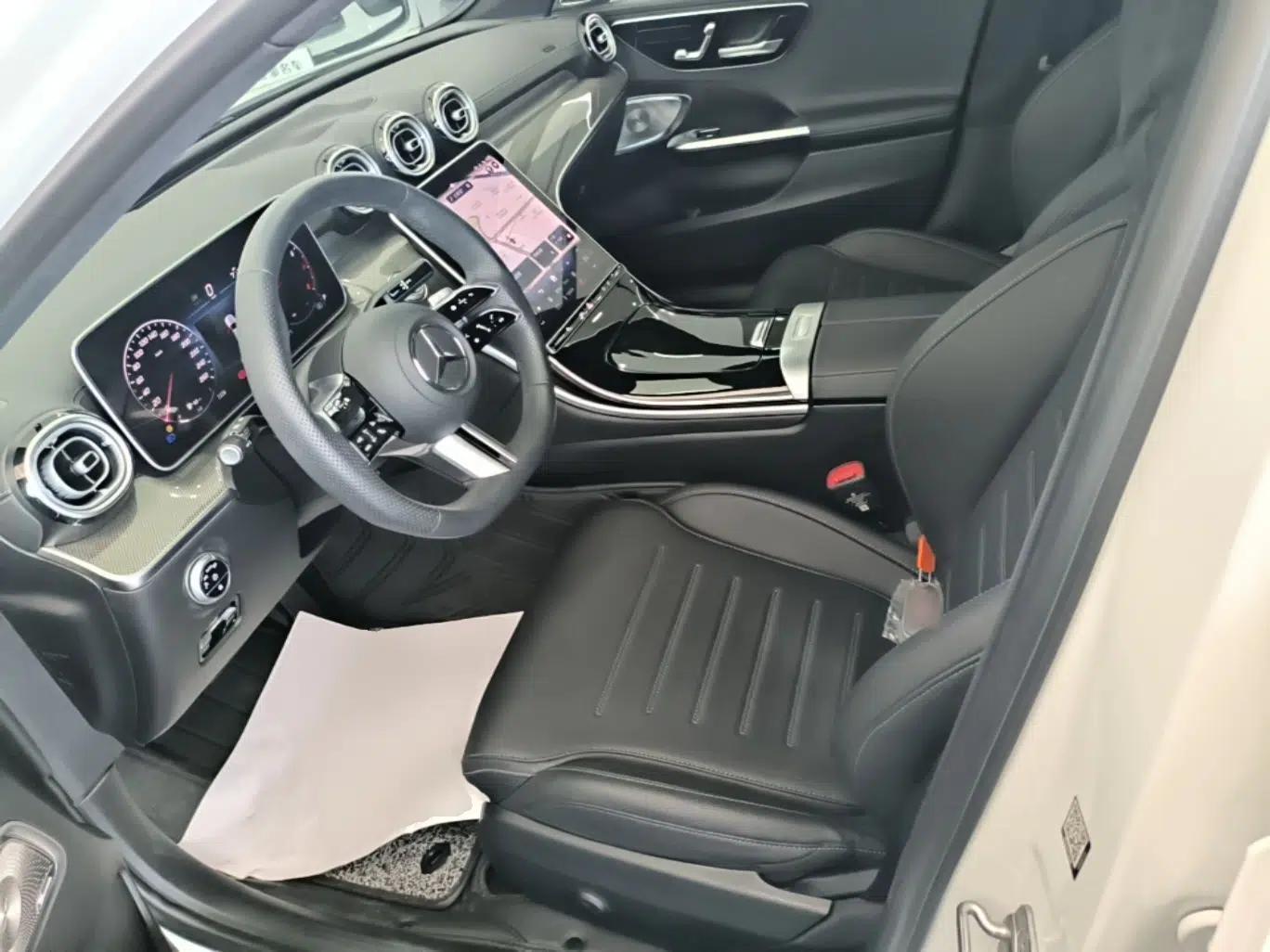 Mercedes-Benz C-Class 2024 Second Facelift C 260 L Starry Night Sport Edition — миниатюра 17