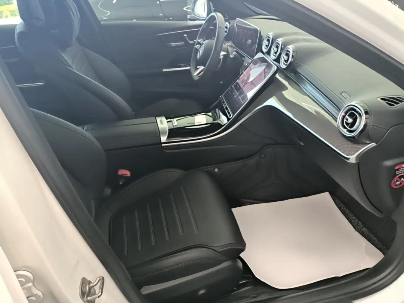 Mercedes-Benz C-Class 2024 Second Facelift C 260 L Starry Night Sport Edition — миниатюра 19