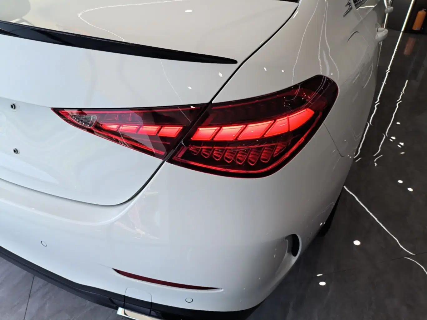 Mercedes-Benz C-Class 2024 Second Facelift C 260 L Starry Night Sport Edition — миниатюра 9