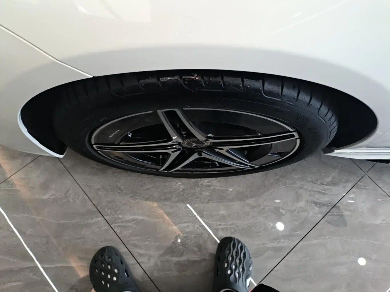 Mercedes-Benz C-Class 2024 Second Facelift C 260 L Starry Night Sport Edition — миниатюра 10