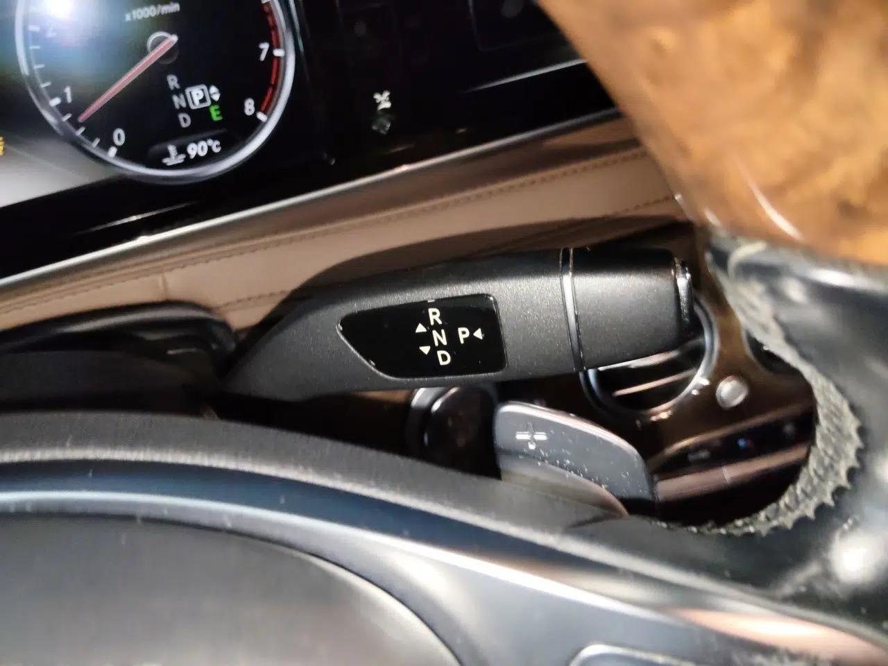 Mercedes-Benz S-Class 2014 S 400 L Luxury Model — миниатюра 14