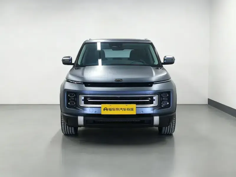 Geely ICON 2023 1.5TD Chocolate Premium Edition — миниатюра 2