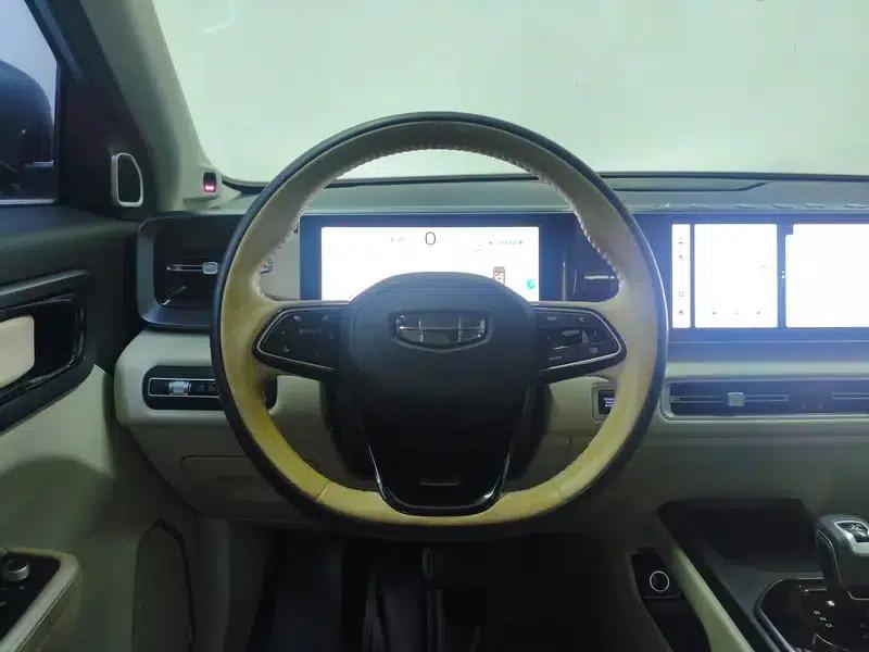 Geely ICON 2023 1.5TD Chocolate Premium Edition — миниатюра 16