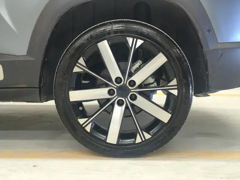 Geely ICON 2023 1.5TD Chocolate Premium Edition — миниатюра 9