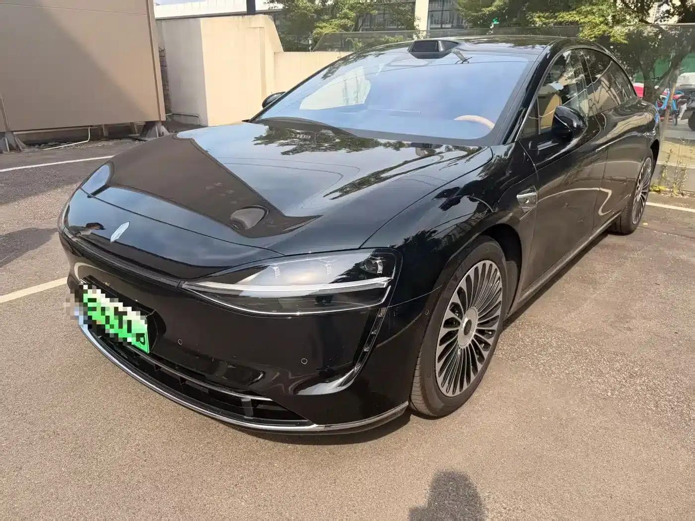 Enjoy S9 2026 Model (Range Extended Ultra, Rear-Wheel Drive, 53kWh, 192-Line LiDAR) — миниатюра 1
