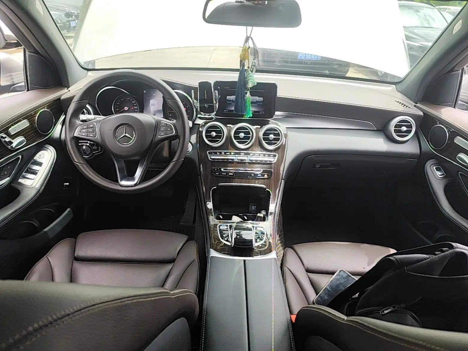 Mercedes-Benz GLC 2019 GLC 260 L 4MATIC Dynamic Model — миниатюра 12