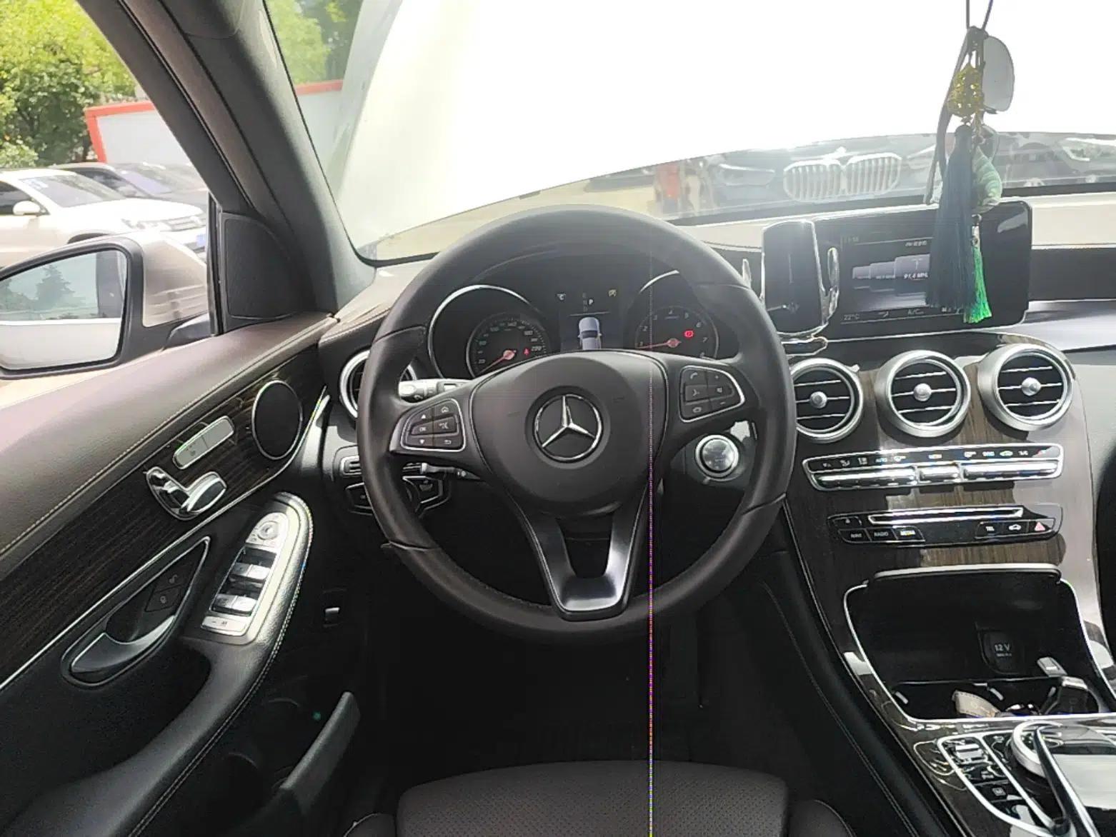 Mercedes-Benz GLC 2019 GLC 260 L 4MATIC Dynamic Model — миниатюра 13