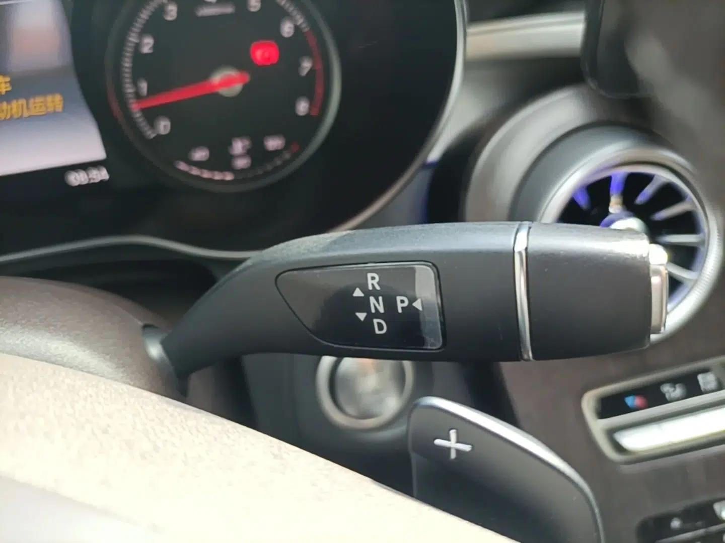 Mercedes-Benz GLC 2018 GLC 200 4MATIC — миниатюра 16