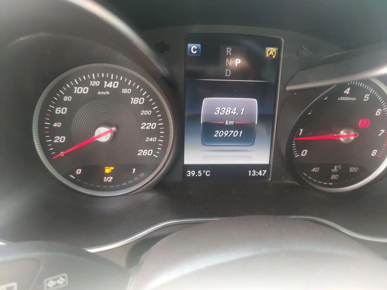 Mercedes-Benz GLC 2017 GLC 260 4MATIC Dynamic Edition — миниатюра 12