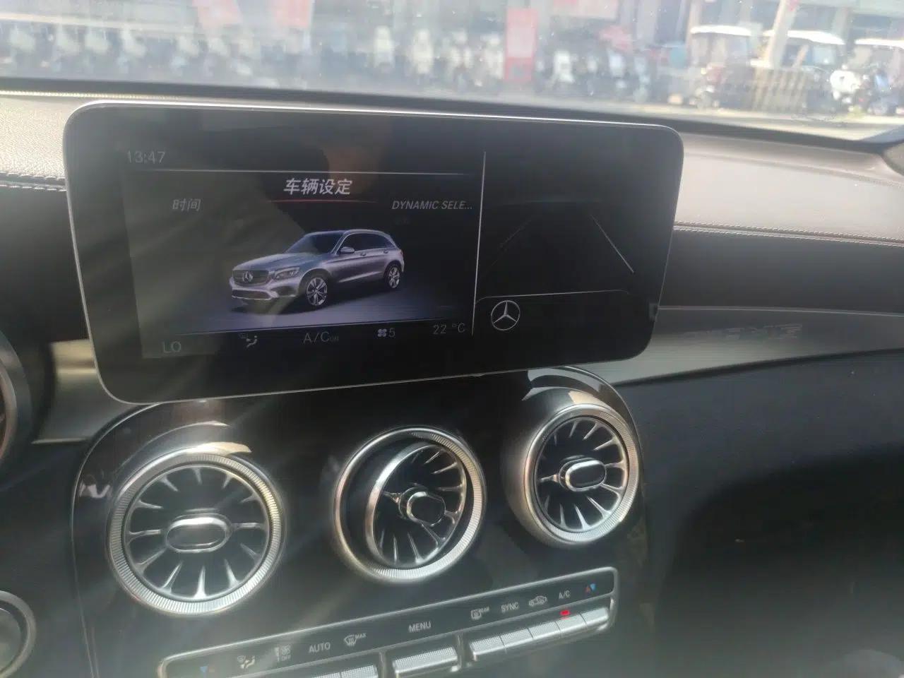 Mercedes-Benz GLC 2017 GLC 260 4MATIC Dynamic Edition — миниатюра 13