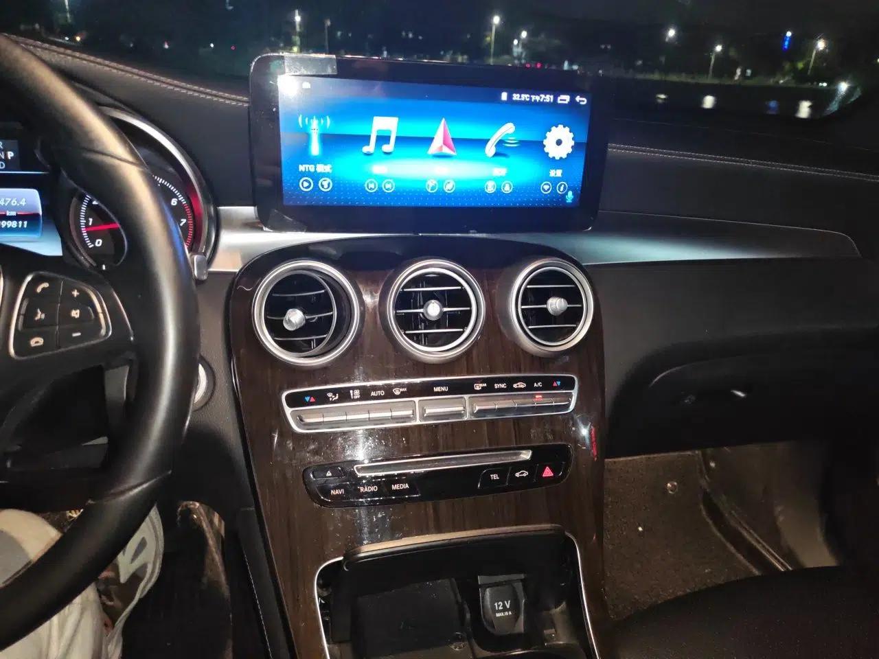 Mercedes-Benz GLC 2018 GLC 260 4MATIC Luxury Model — миниатюра 13