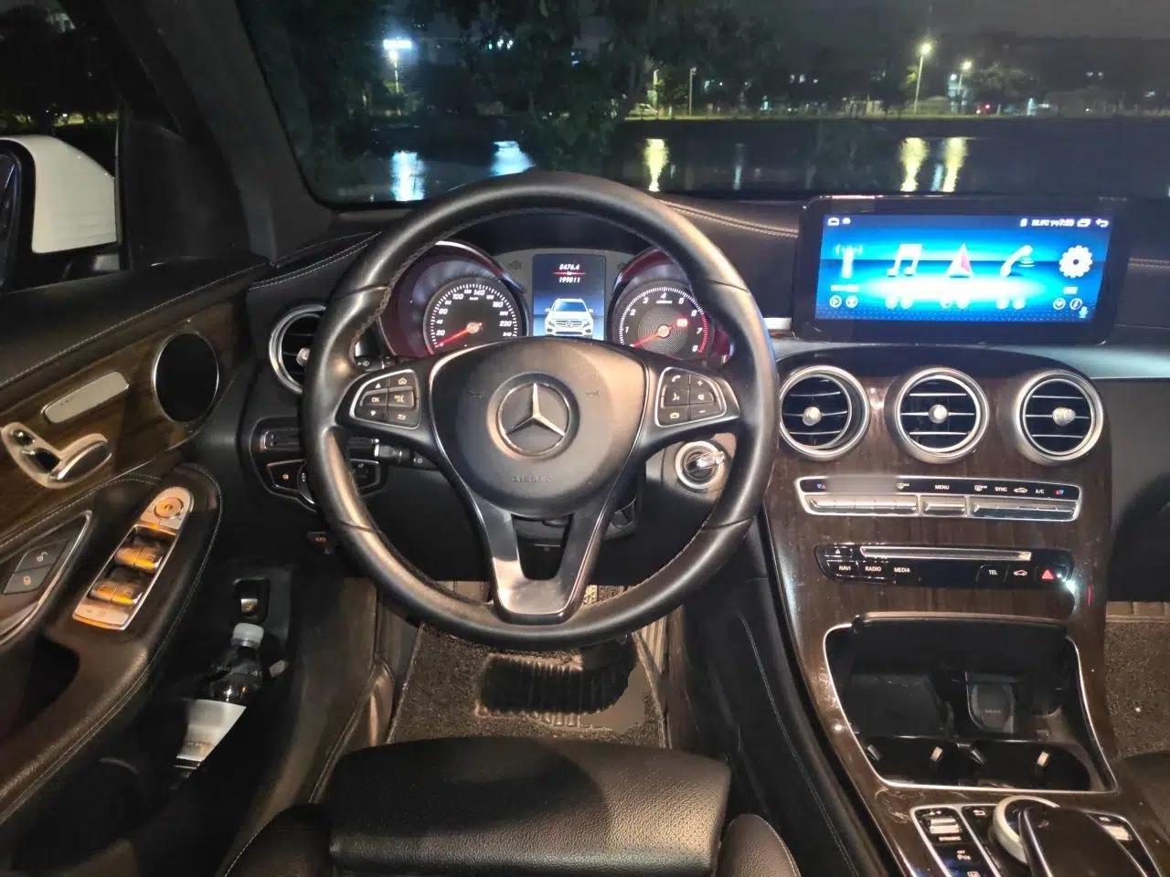 Mercedes-Benz GLC 2018 GLC 260 4MATIC Luxury Model — миниатюра 10