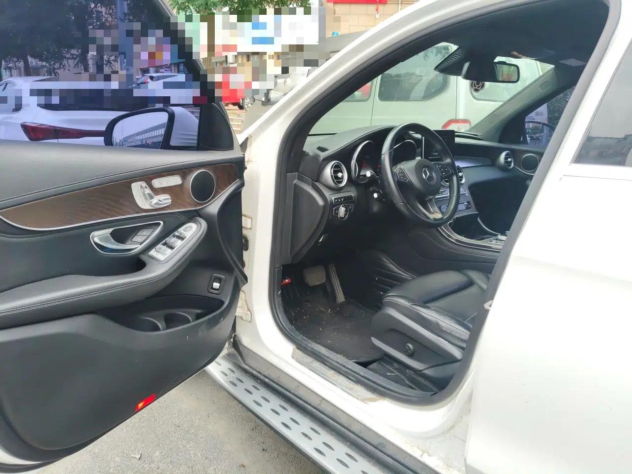 Mercedes-Benz GLC 2016 GLC 300 4MATIC Dynamic Model — миниатюра 16