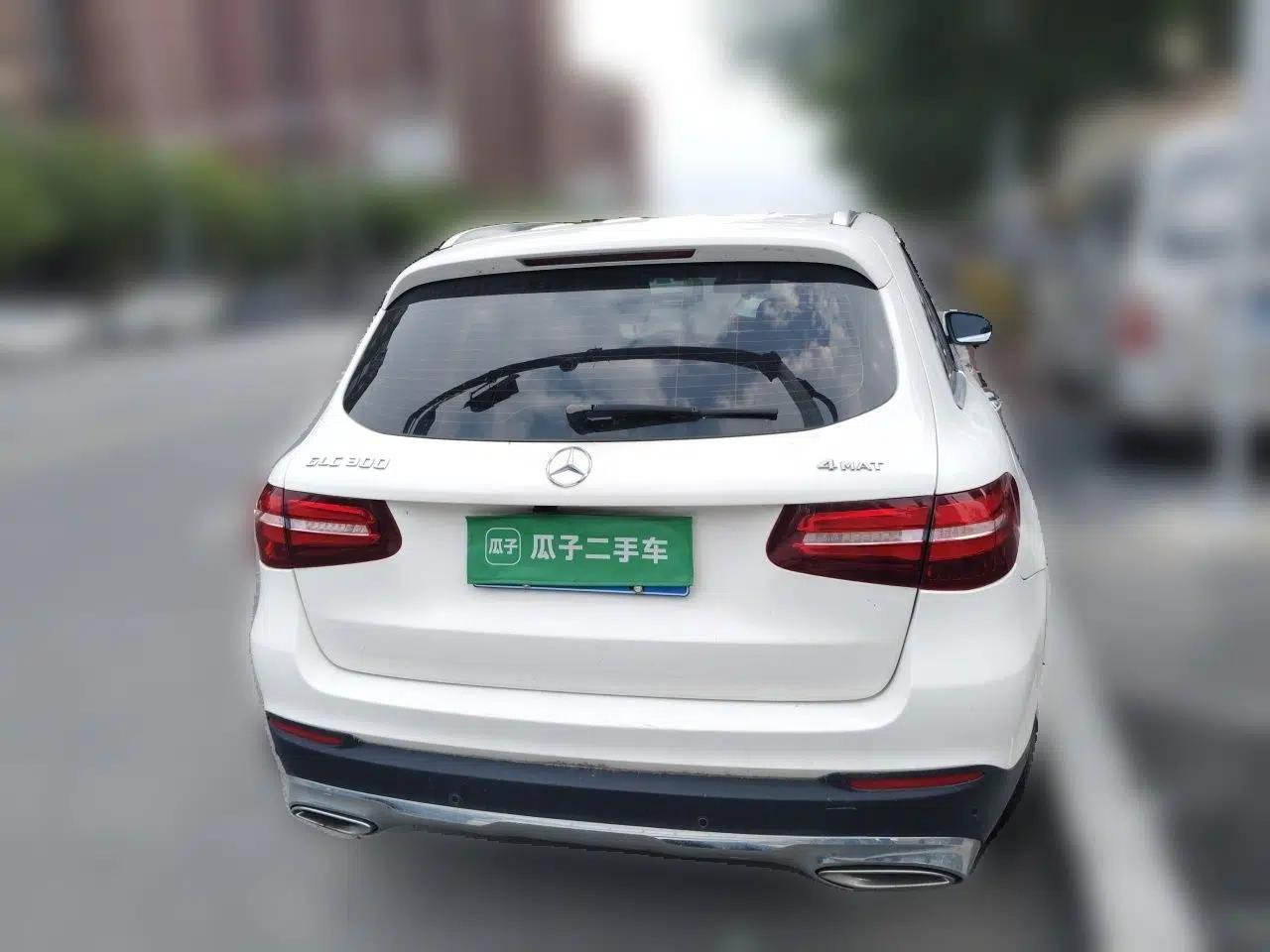 Mercedes-Benz GLC 2016 GLC 300 4MATIC Dynamic Model — миниатюра 5