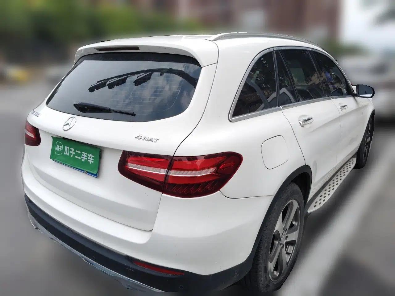 Mercedes-Benz GLC 2016 GLC 300 4MATIC Dynamic Model — миниатюра 6